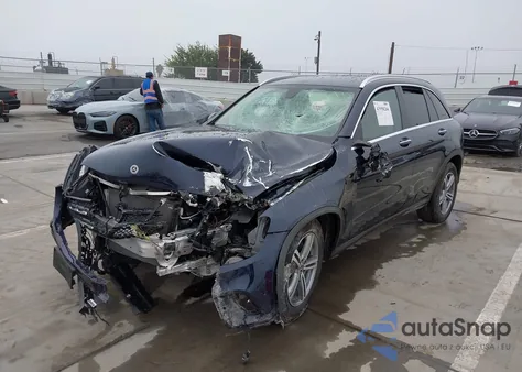 2021 Mercedes-Benz Glc 300 Suv z USA, uszkodzony, nr VIN W1N0G8DB9MF954358